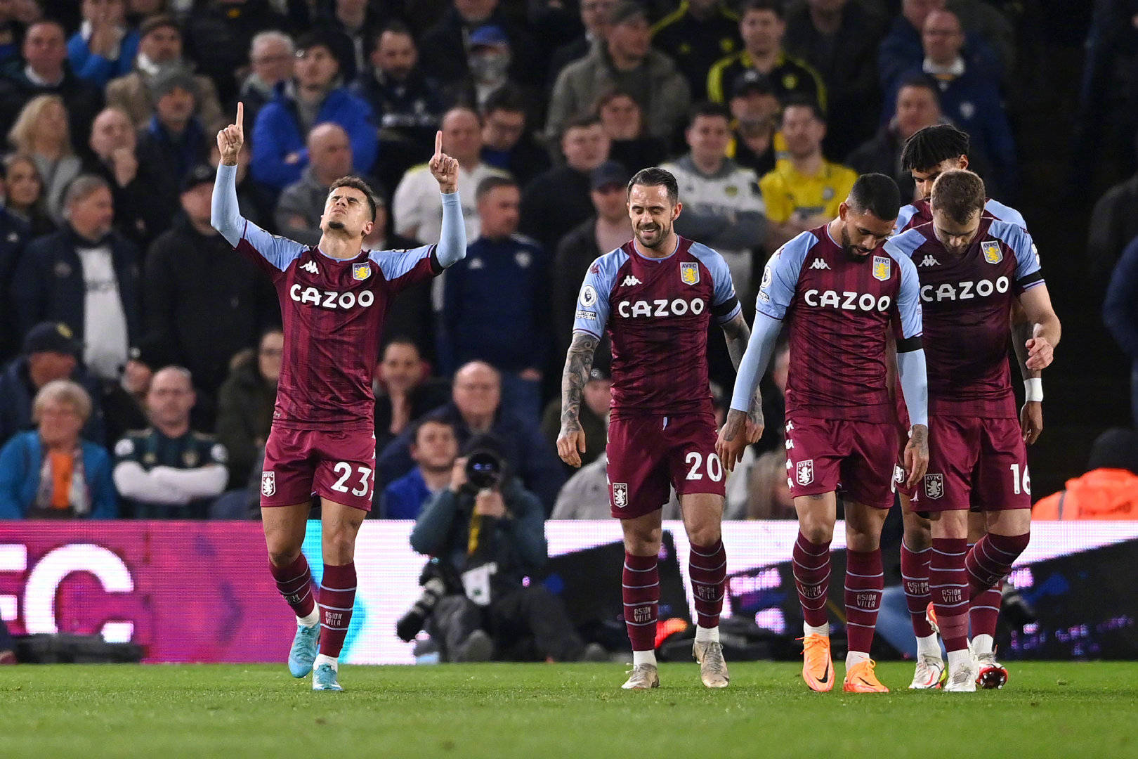 的是体育场 的是体育场